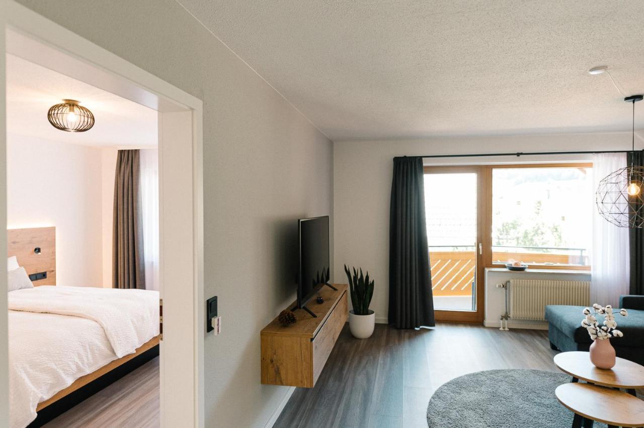 Moderne 2 Zi.-Fewo Blackforest Art Barrierefrei Naehe Freiburg Симонсвалд Екстериор снимка